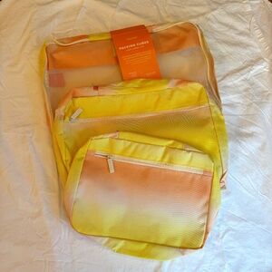 CALPAK 3 piece set of packing cubes. New.